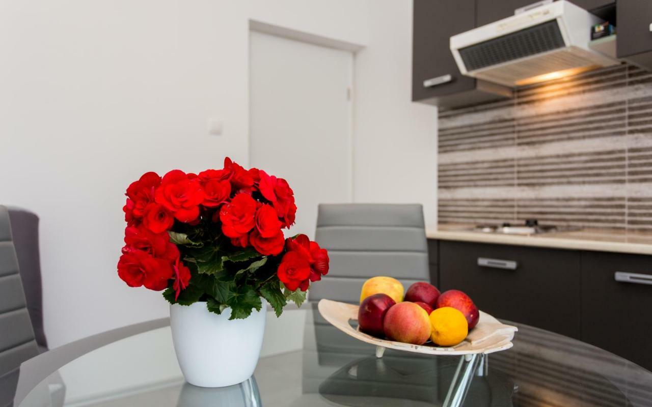 Draga Bašćanska Apartment Mimi מראה חיצוני תמונה